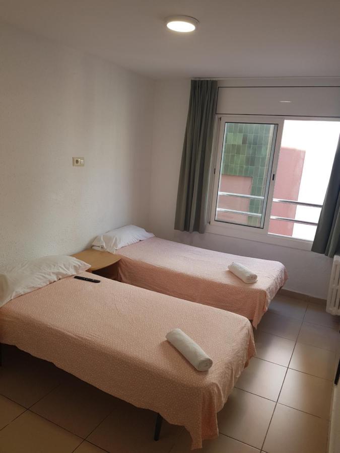 Hostal Mozaik Lloret Lloret de Mar Exterior foto